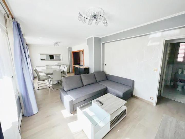 L'amicale : 80 M², 6 Prs, 3 Ch, Centre